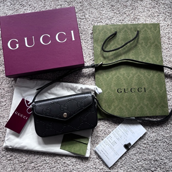 NWT Authentic Gucci Embossed Black Leather GG Mini Crossbody Purse - Picture 3 of 11